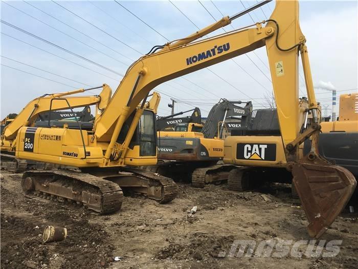 Komatsu PC 200-7 Pásové rýpadlá