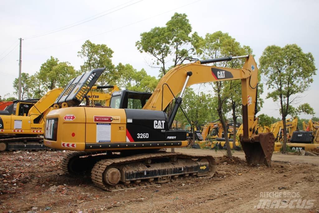 CAT 326D Pásové rýpadlá