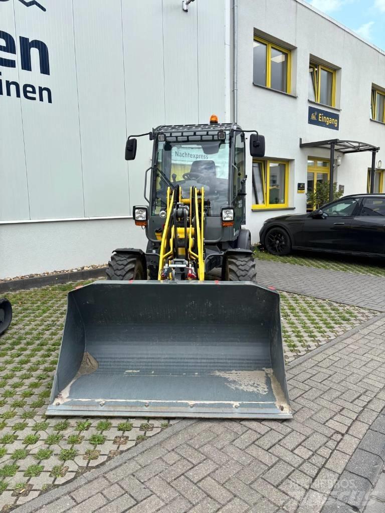 Wacker Neuson WL 38 Kolesové nakladače