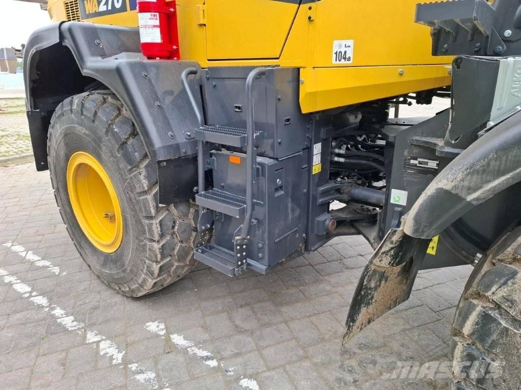 Komatsu WA 270-8E0 Kolesové nakladače