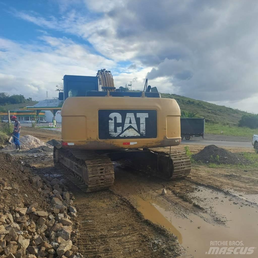 CAT 320D Pásové rýpadlá