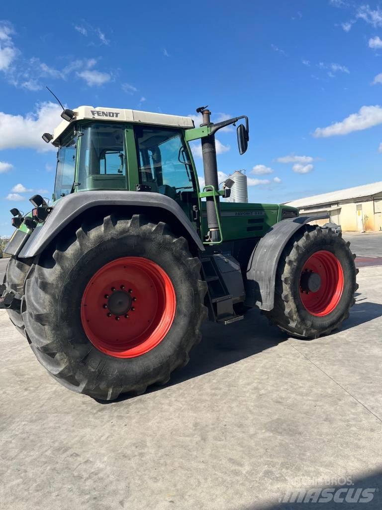 Fendt 818 FAVORIT Traktory