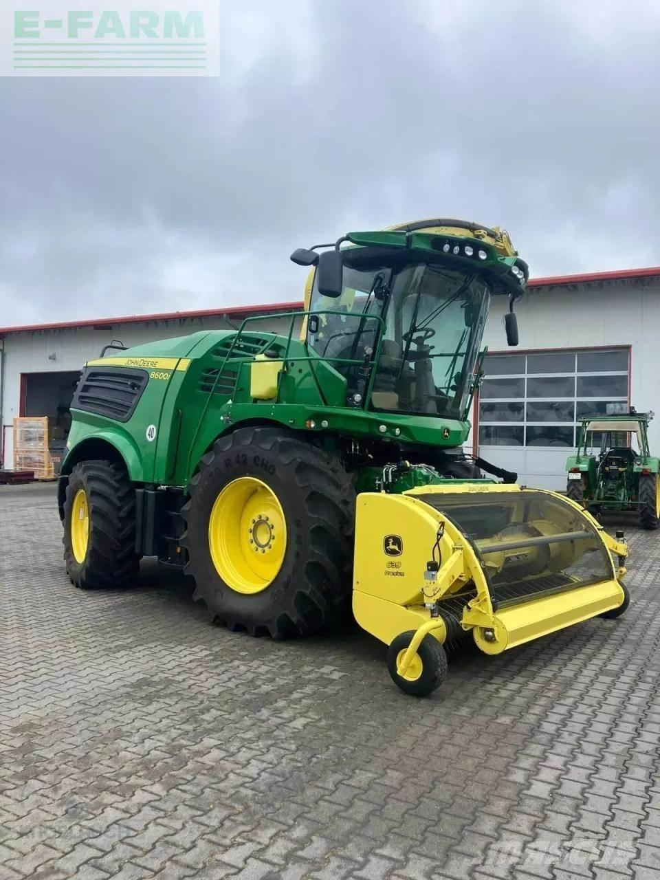 John Deere 8600i Samochodné kosačky
