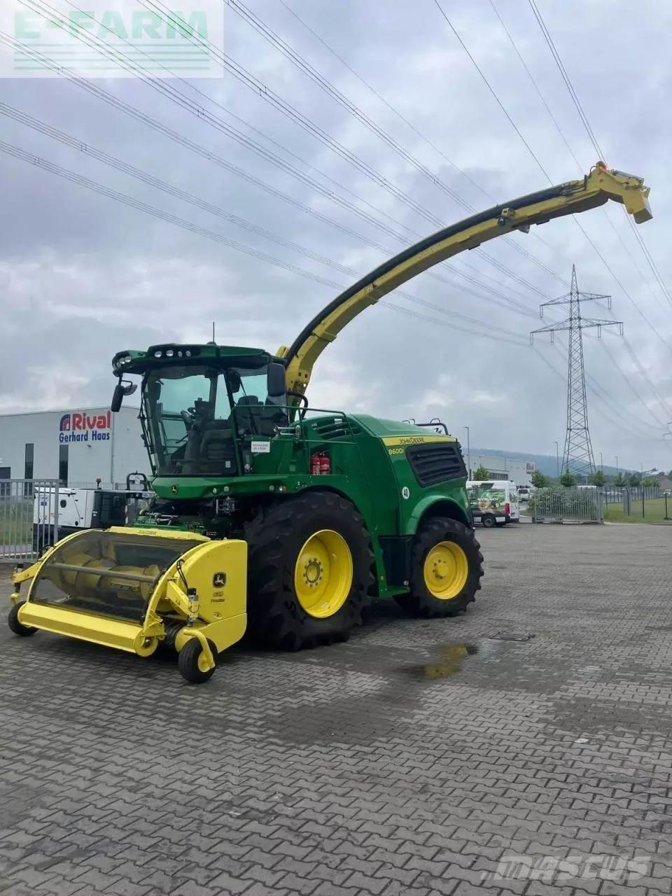 John Deere 8600i Samochodné kosačky