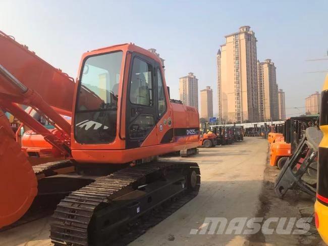 Doosan DH 225 LC-9 Pásové rýpadlá