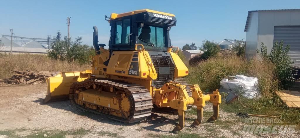 Komatsu D51EX-24 Pásové dozéry