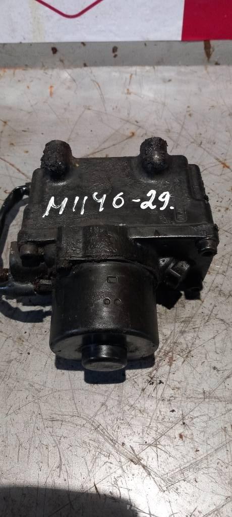 MAN TGS.   85417236122 Hydraulika