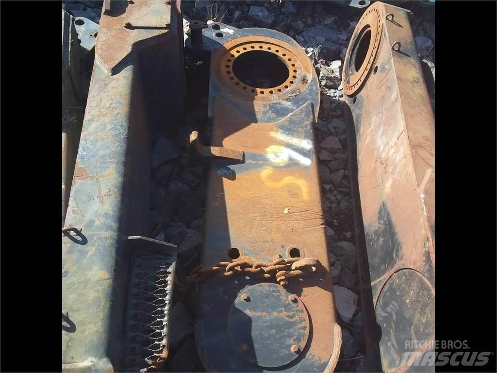 CAT 560 Pendelarm Prevodovka