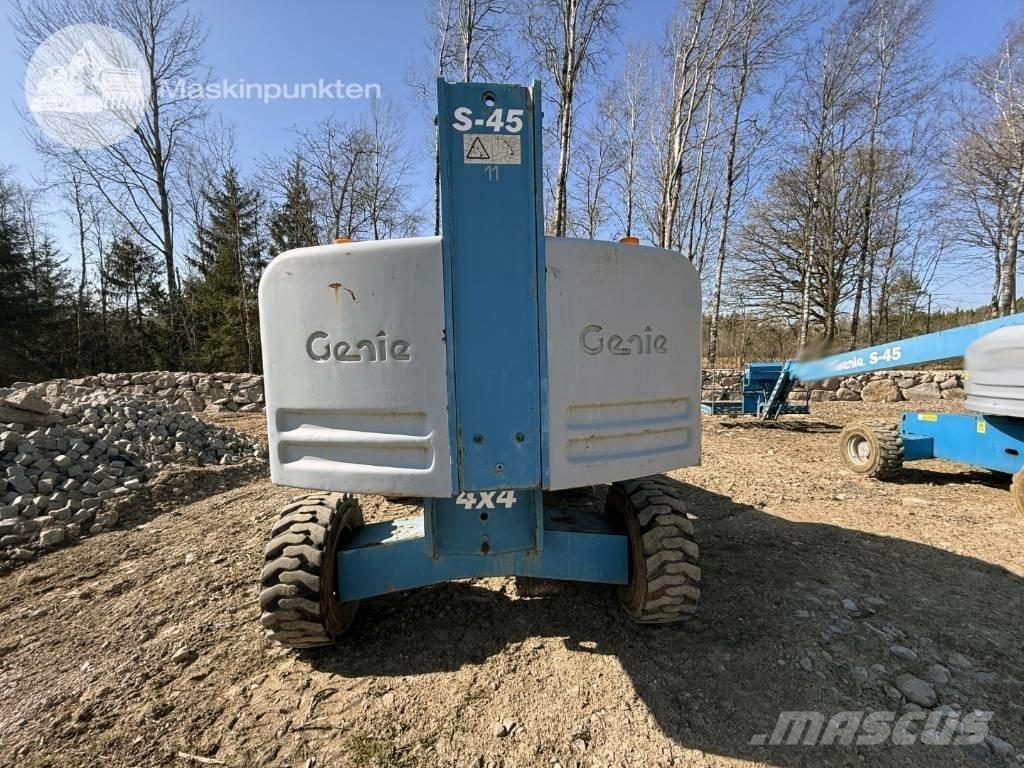 Genie S 45 Teleskopické plošiny