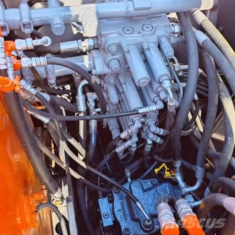 Hitachi 70 Pásové rýpadlá