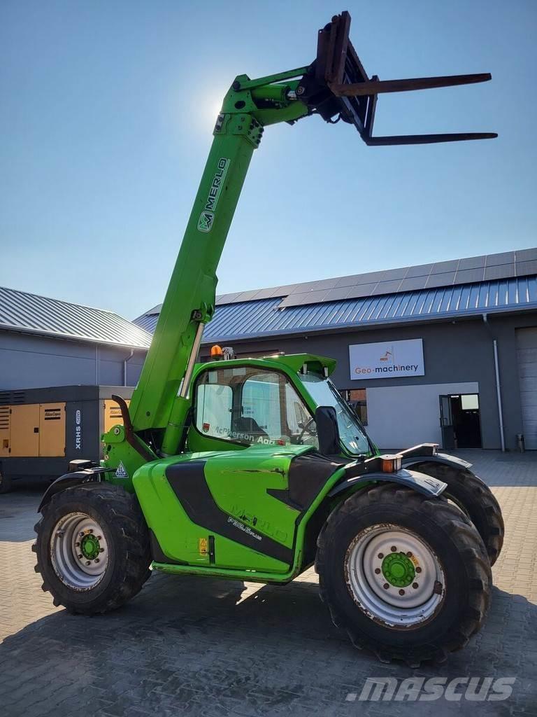 Merlo P32.6 PLUS Viacúčelové nakladače