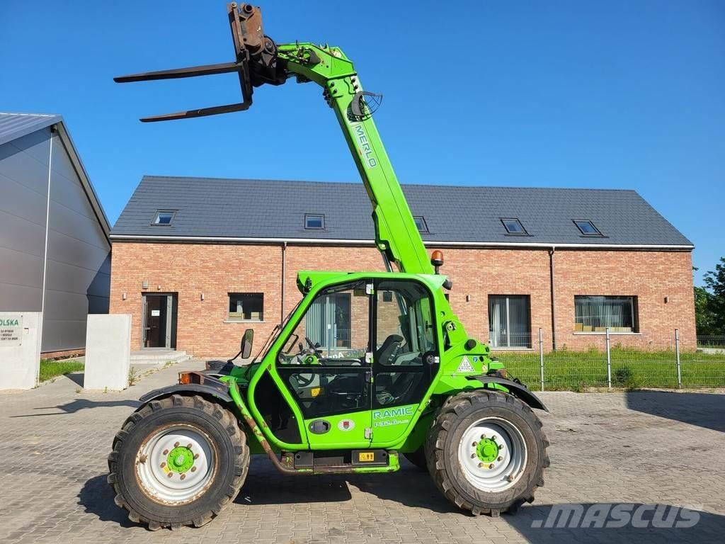 Merlo P32.6 PLUS Viacúčelové nakladače