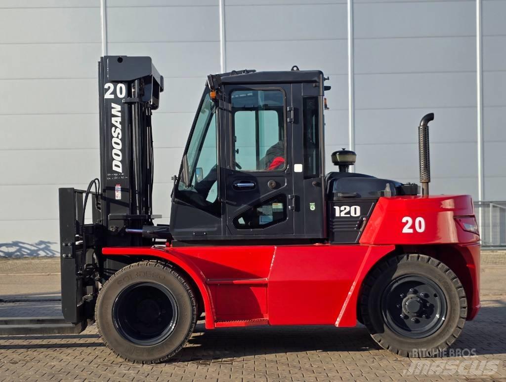 Doosan D90/120 S-7 Dieselové vozíky