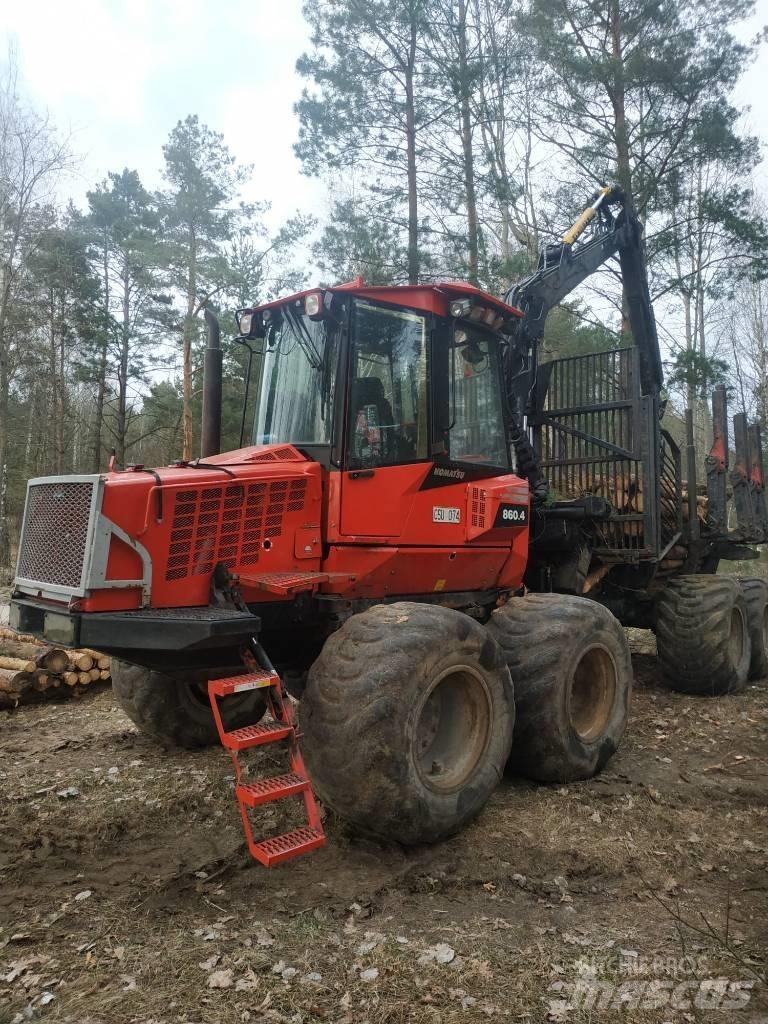 Komatsu 860.4 Lesné traktory