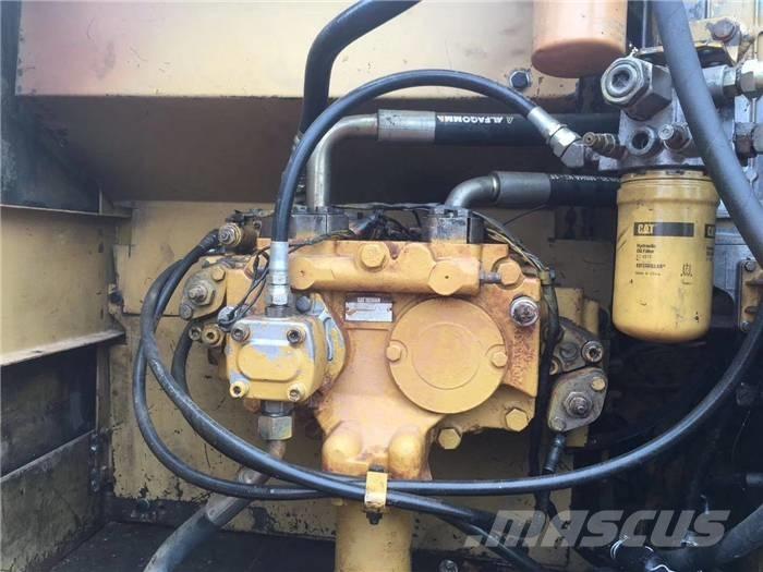 CAT 320 C Pásové rýpadlá