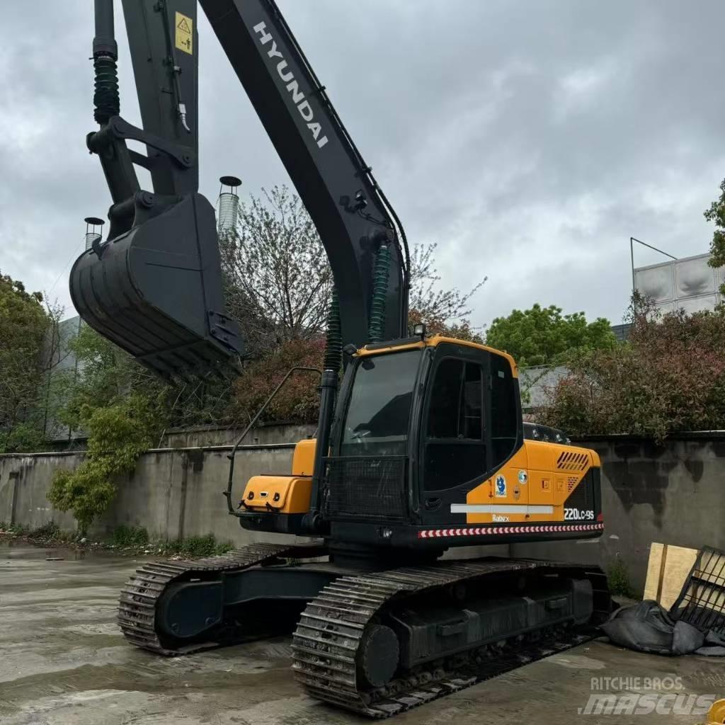 Hyundai R220LC-9S Pásové rýpadlá