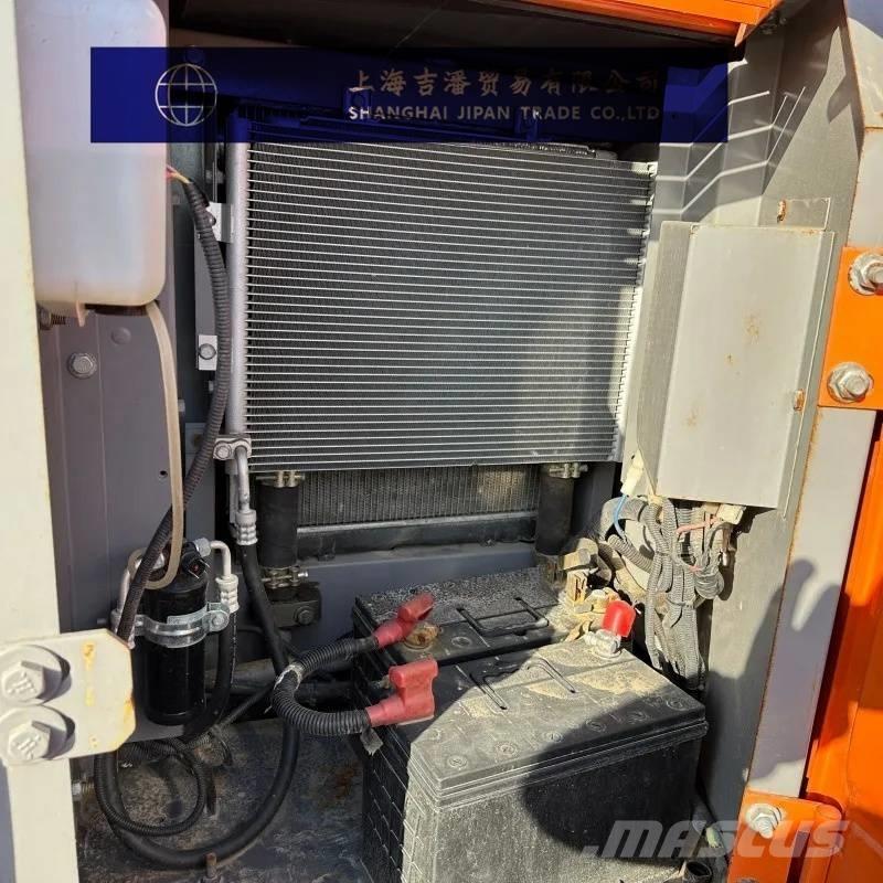 Hitachi ZX 70 Midi rýpadlá 7 t - 12 t