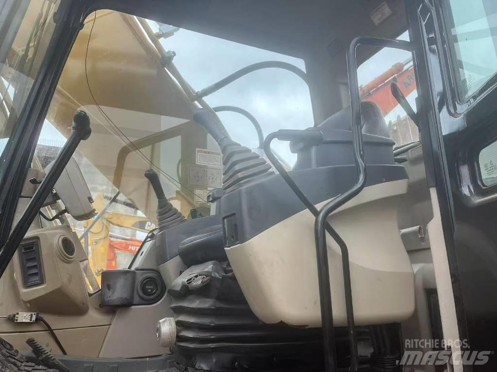 CAT 325C Pásové rýpadlá