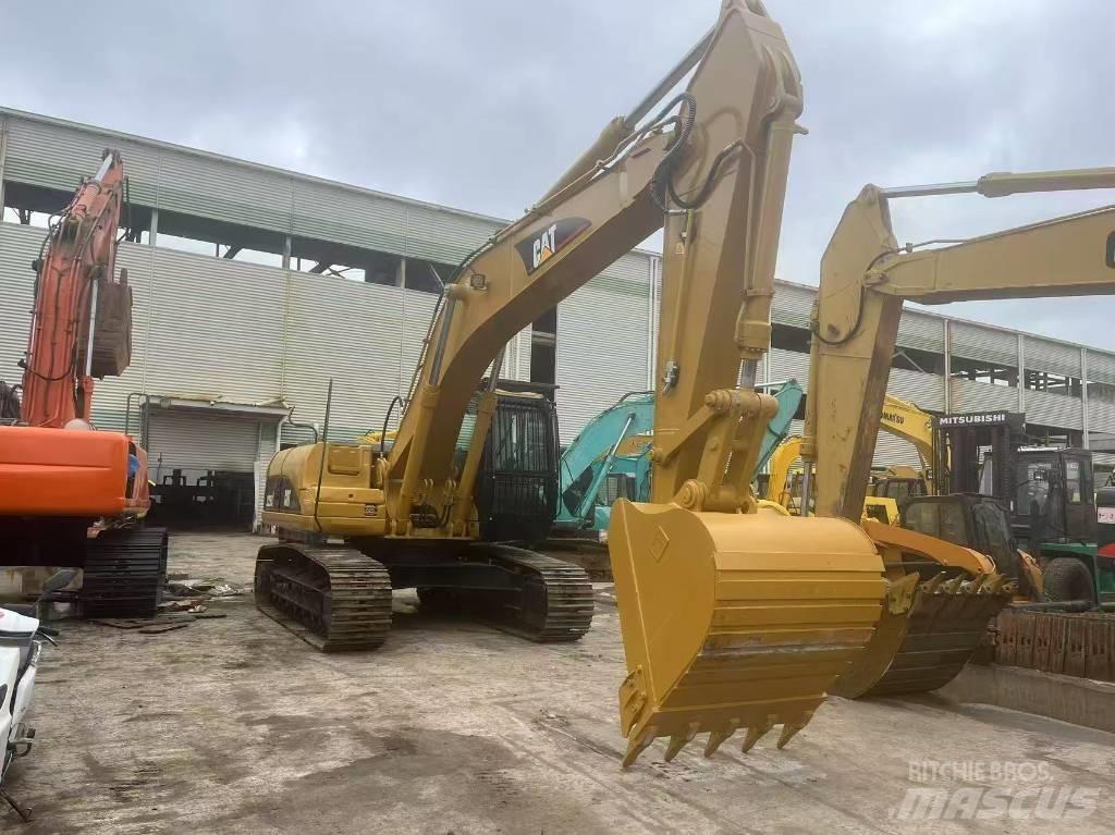 CAT 325C Pásové rýpadlá