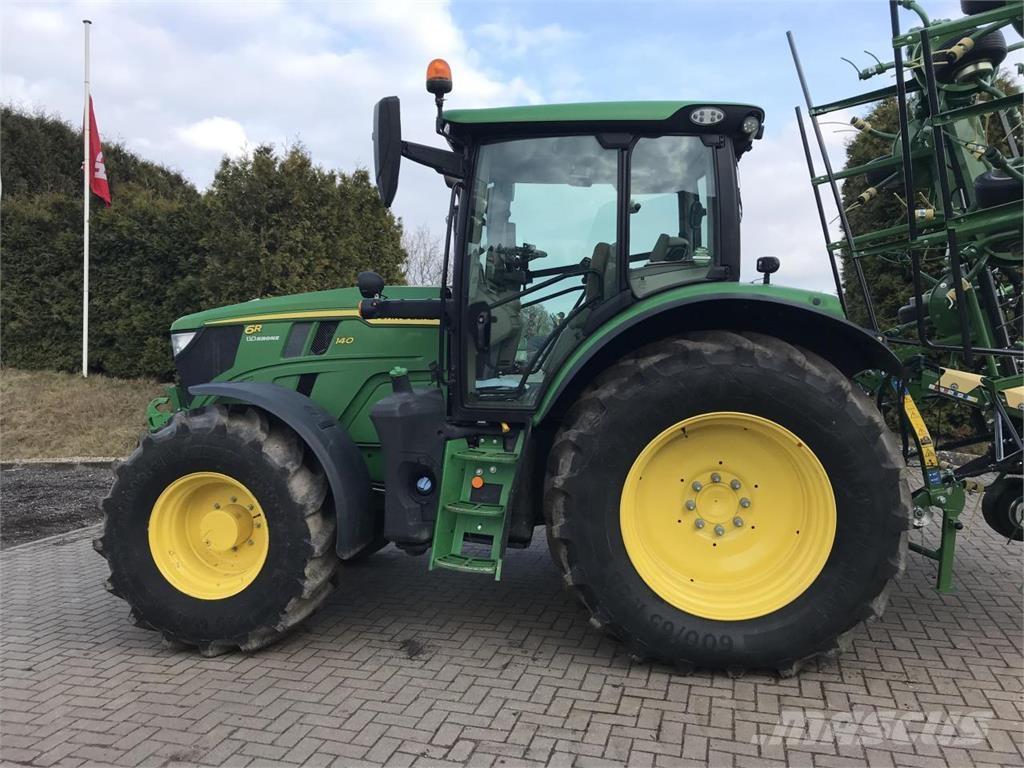 John Deere 6R 140 Traktory
