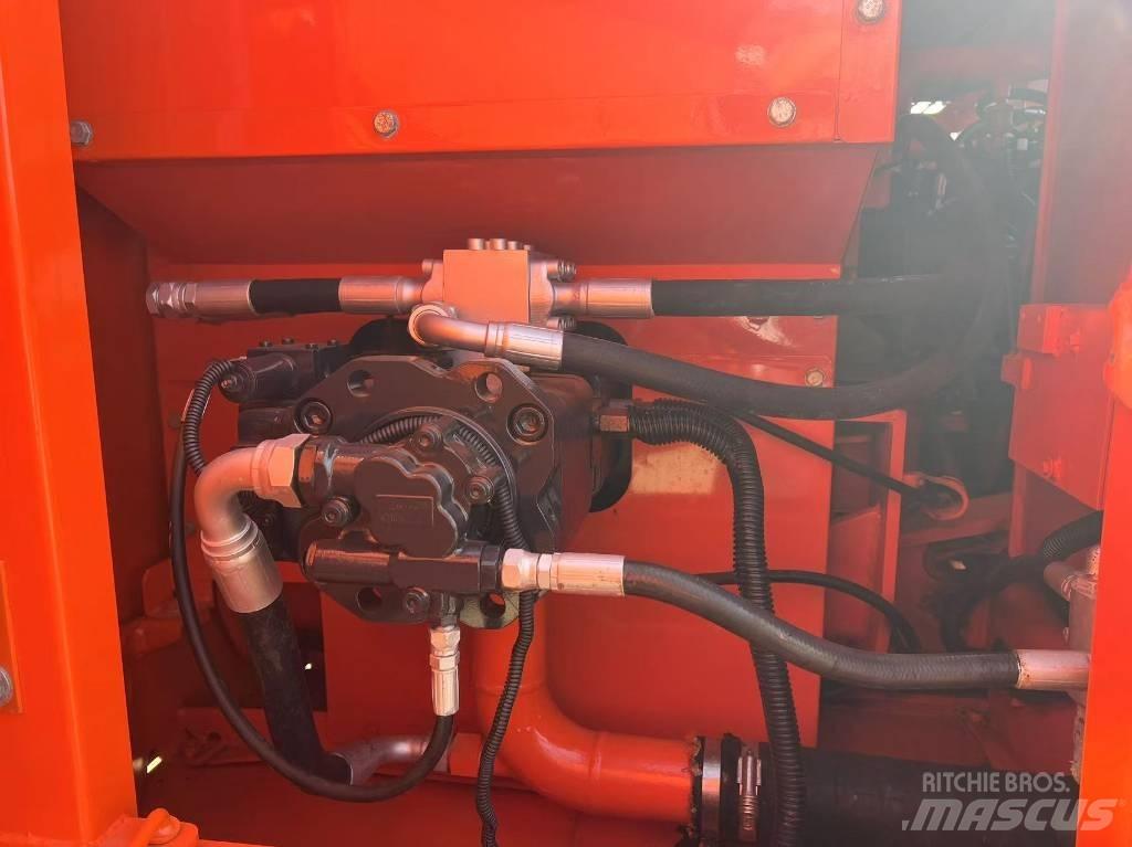 Doosan 150lc Pásové rýpadlá
