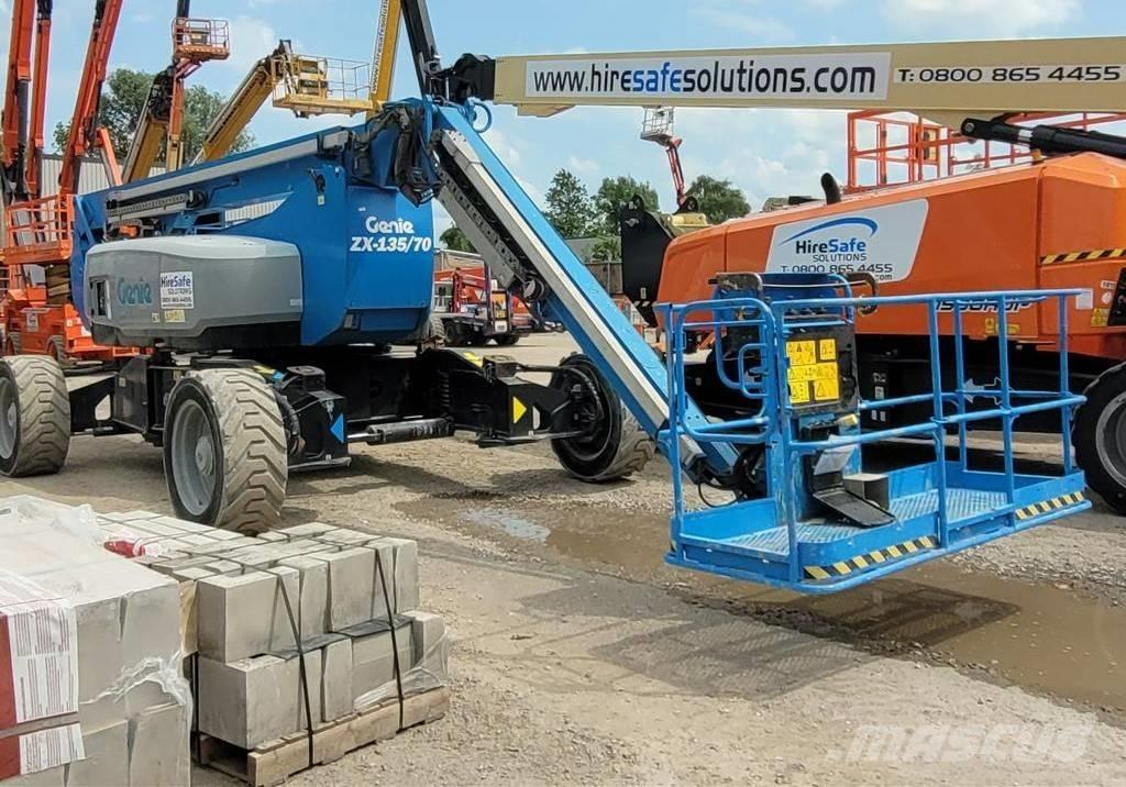 Genie ZX 135/70 Kĺbové plošiny