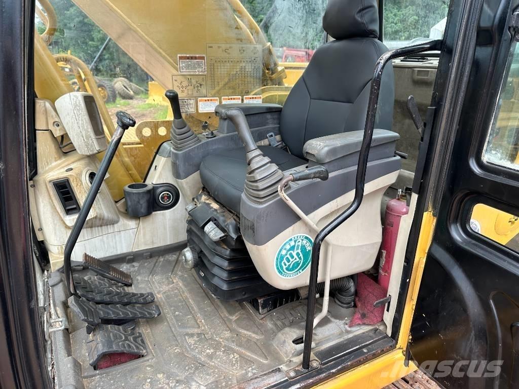 CAT 330 CL Pásové rýpadlá