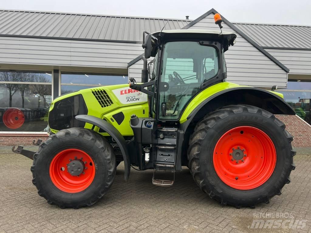 CLAAS Axion 800 Cis Traktory