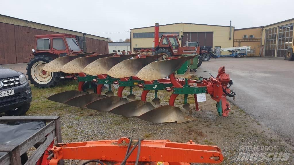 Kverneland ES85 Dvojstranné pluhy