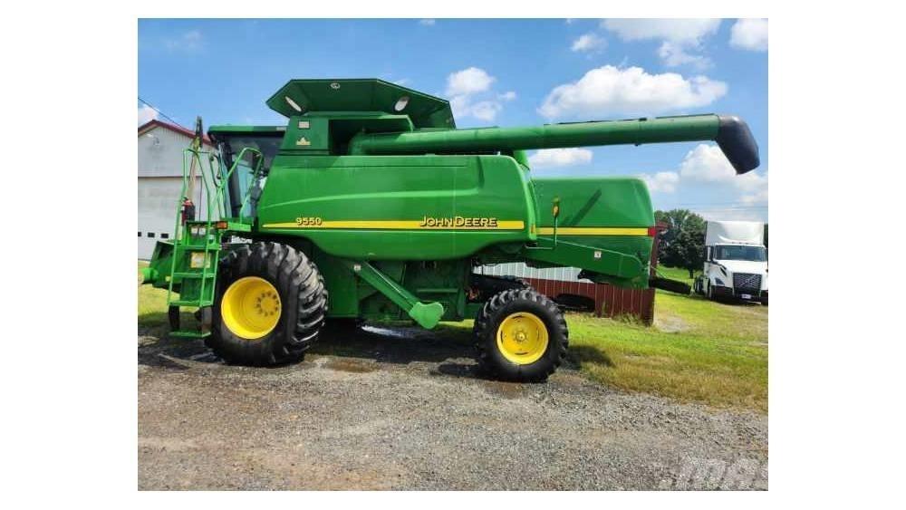 John Deere 9550 Kombinované zberacie stroje