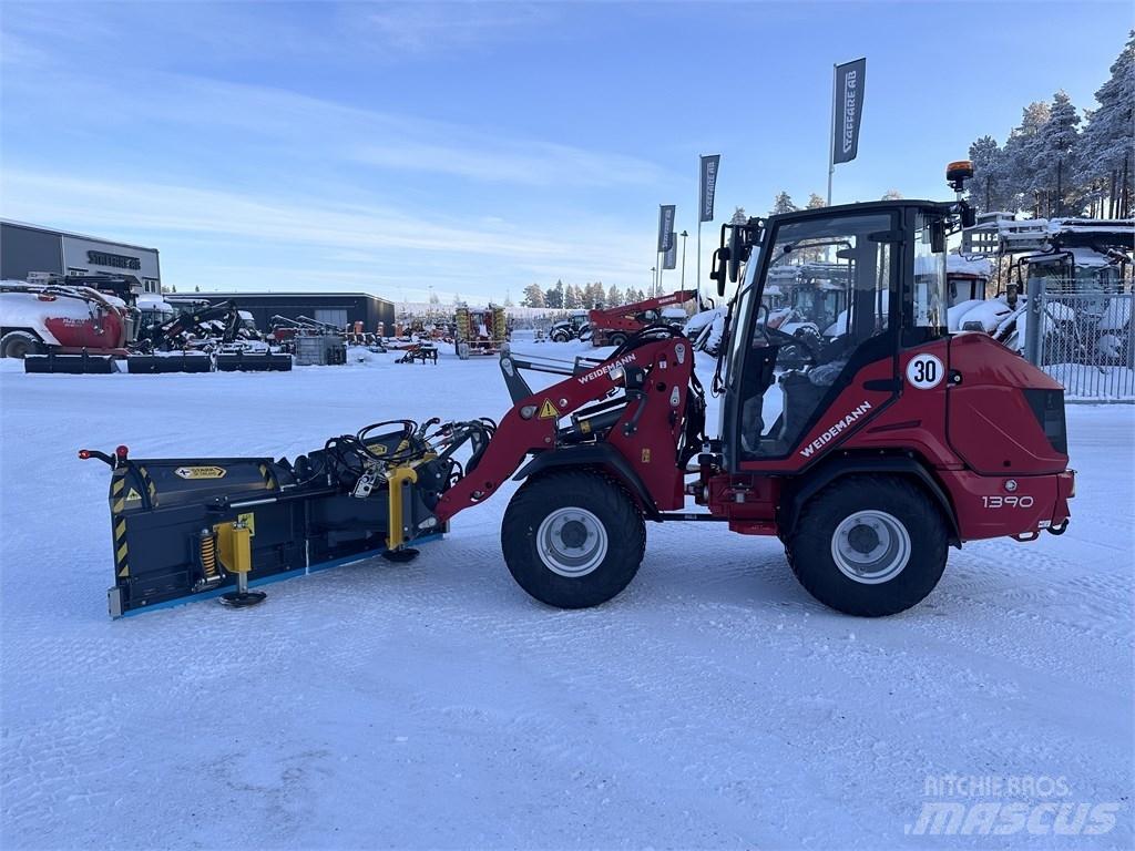 Weidemann 1390 Šmykom riadené nakladače