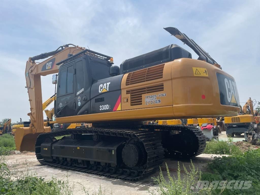 CAT 330D2 Pásové rýpadlá