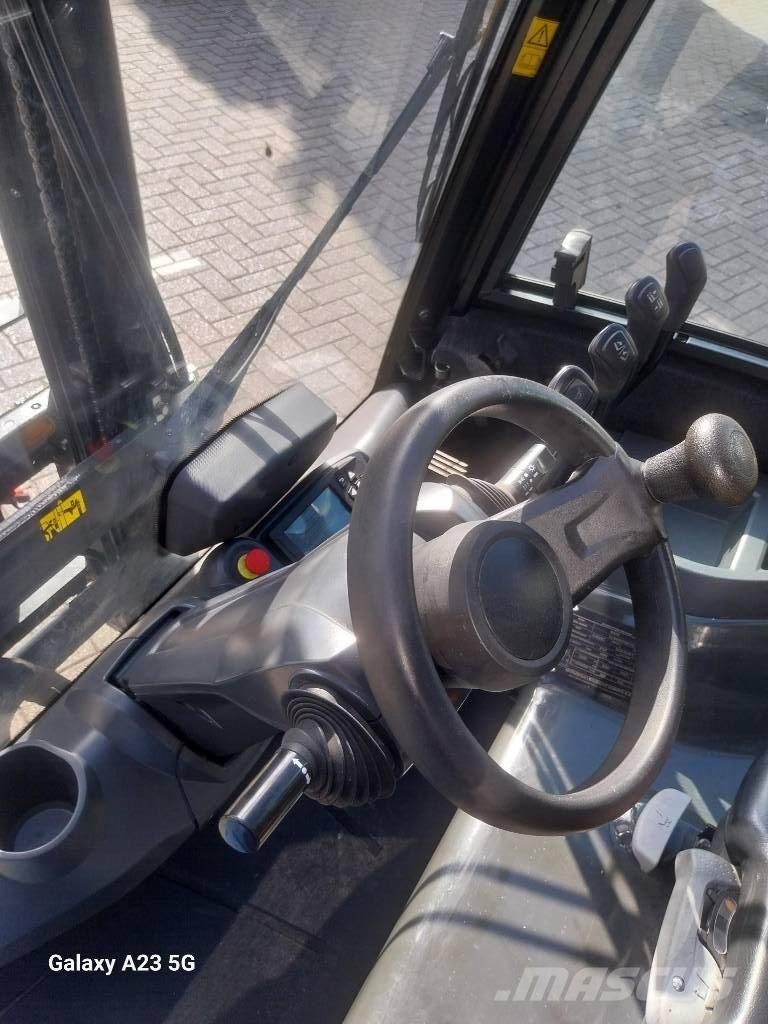 UniCarriers MX 25 Akumulátorové vozíky