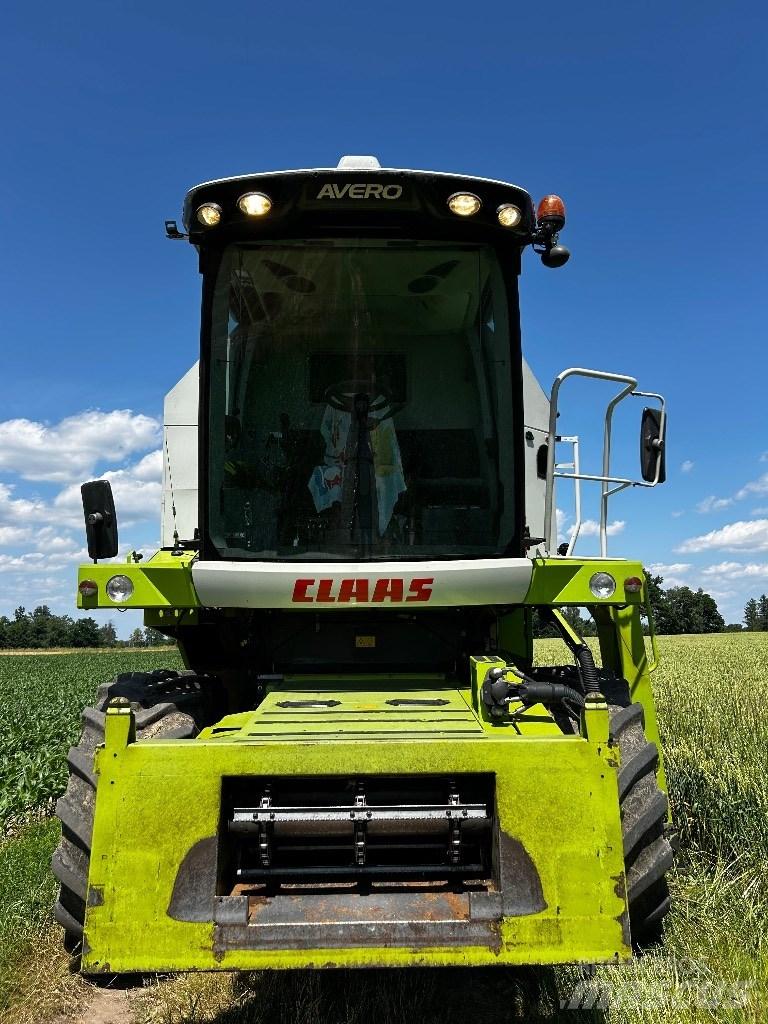 CLAAS Avero 240 Kombinované zberacie stroje