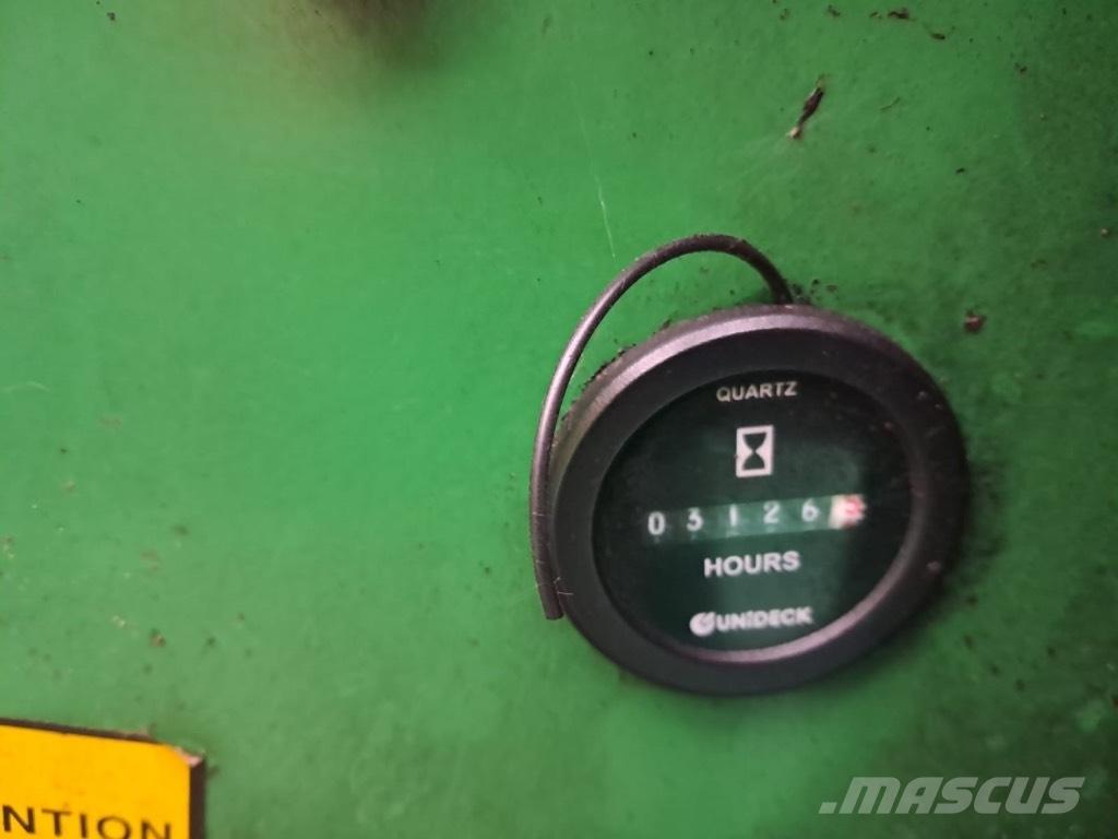 Avant 314 Šmykom riadené nakladače