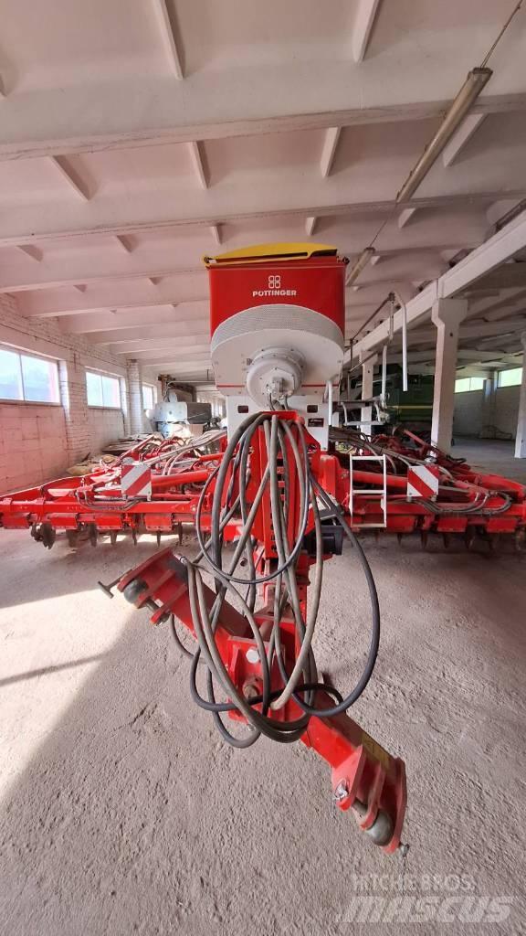 Pöttinger TerraSem Mechanické sejačky