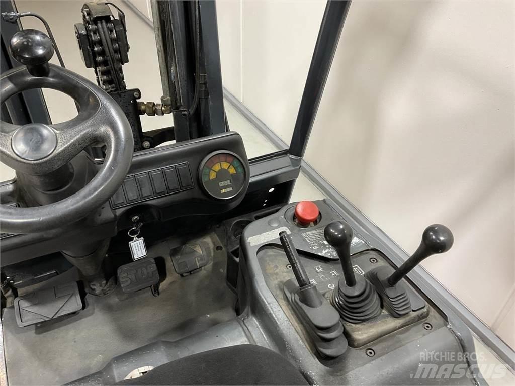 Linde E16 Akumulátorové vozíky