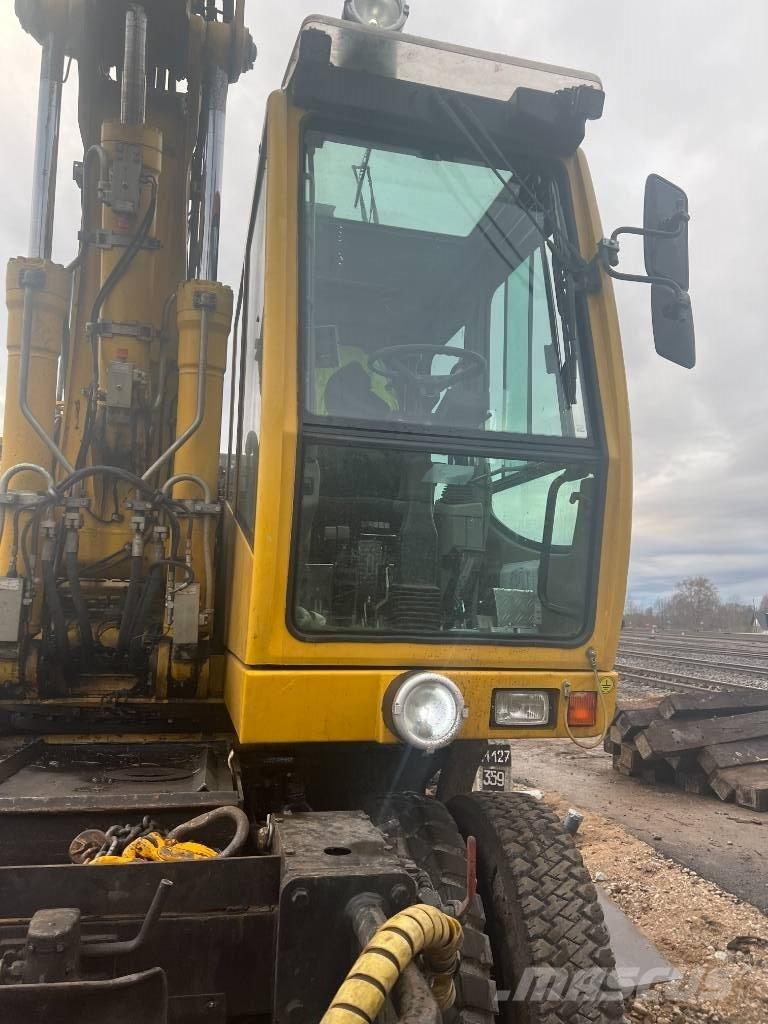 Liebherr A 900 C ZW Špeciálne bagre