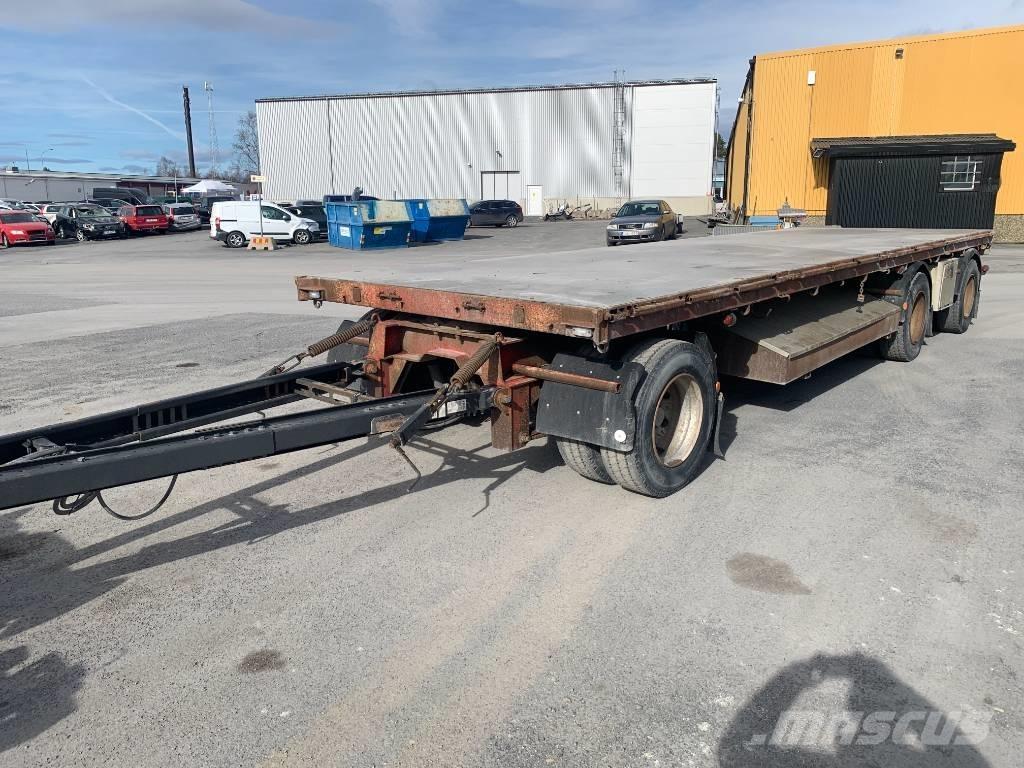 ORY 3 axlad flakvagn Valníky
