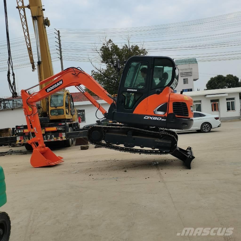 Doosan DX 60-9 C Pásové rýpadlá