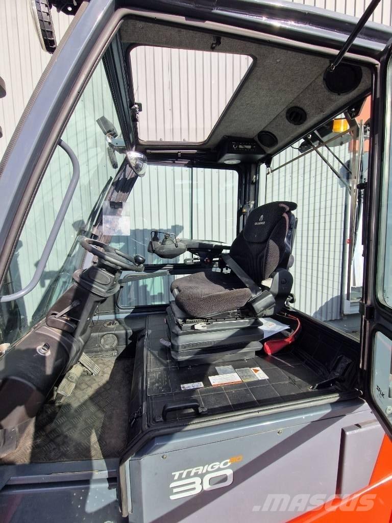 Toyota 8 FBMKT 30 Akumulátorové vozíky