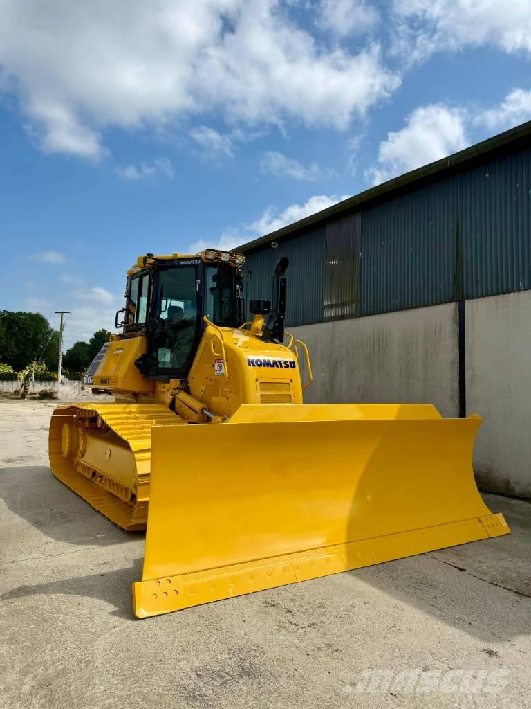 Komatsu D 61 PXi-24 Pásové dozéry
