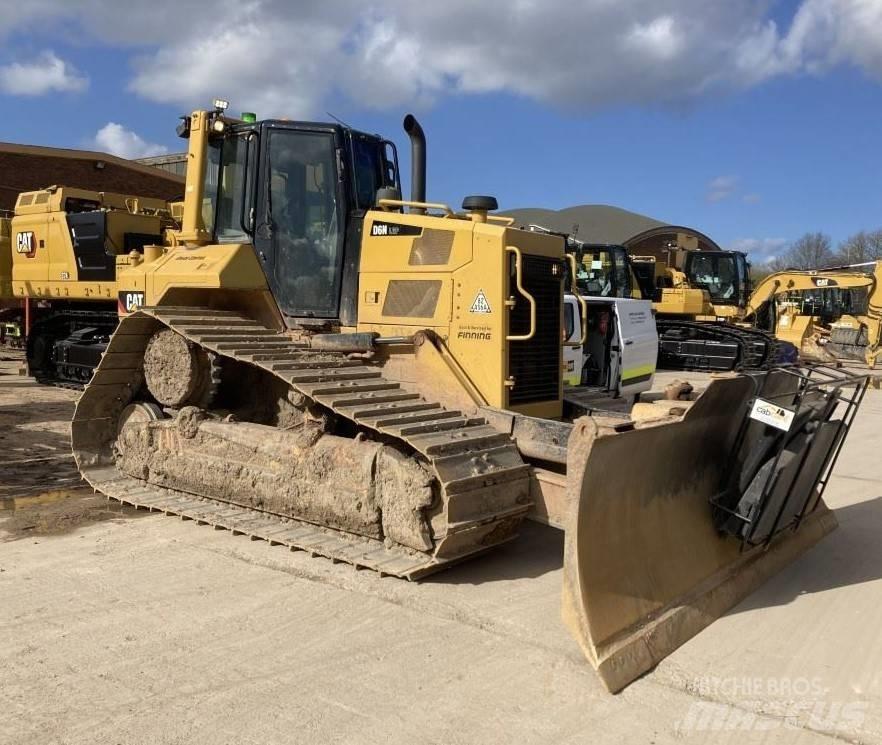 CAT D 6 N LGP Pásové dozéry