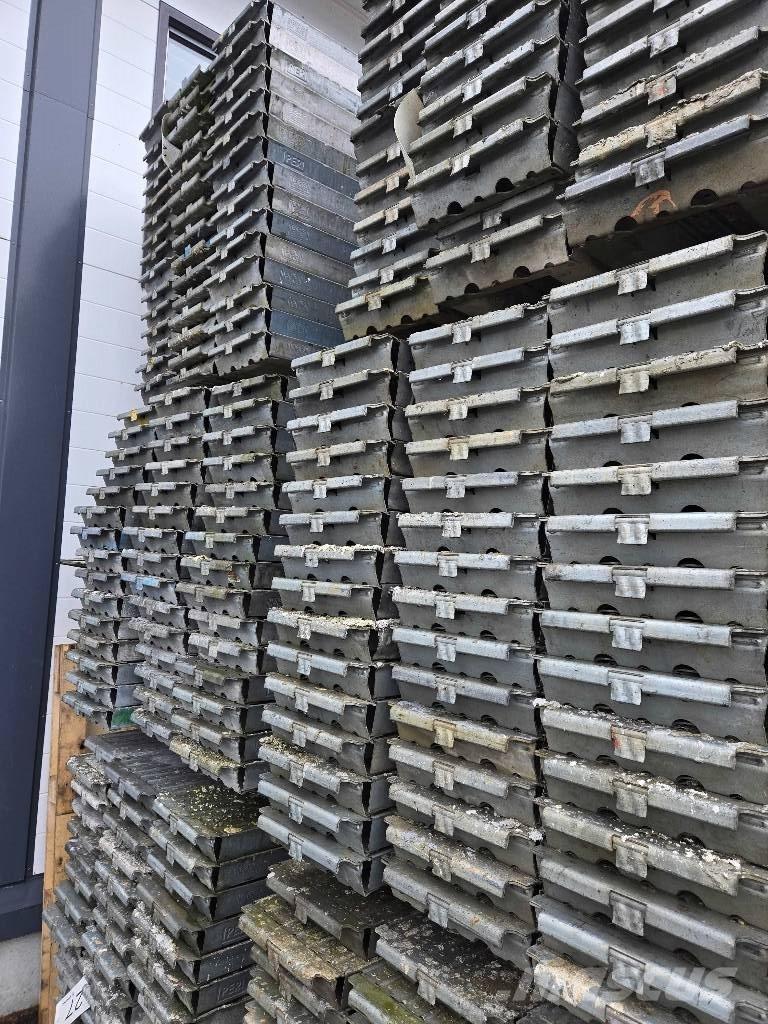 Peri UP T72 Lešenárske zariadenie