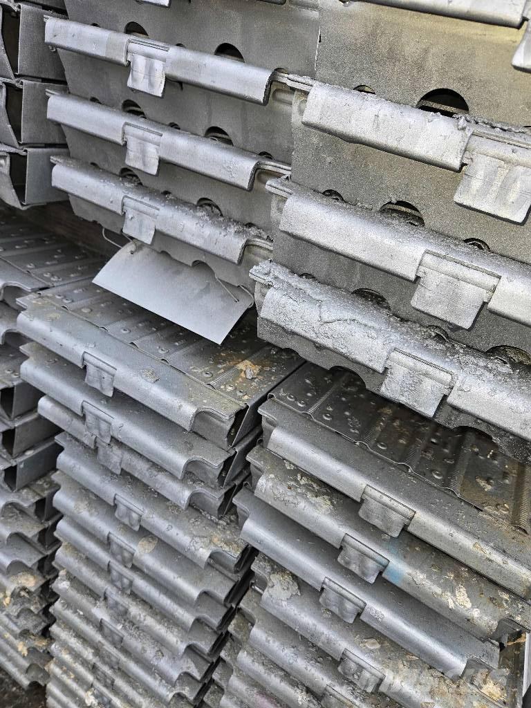 Peri UP T72 Lešenárske zariadenie