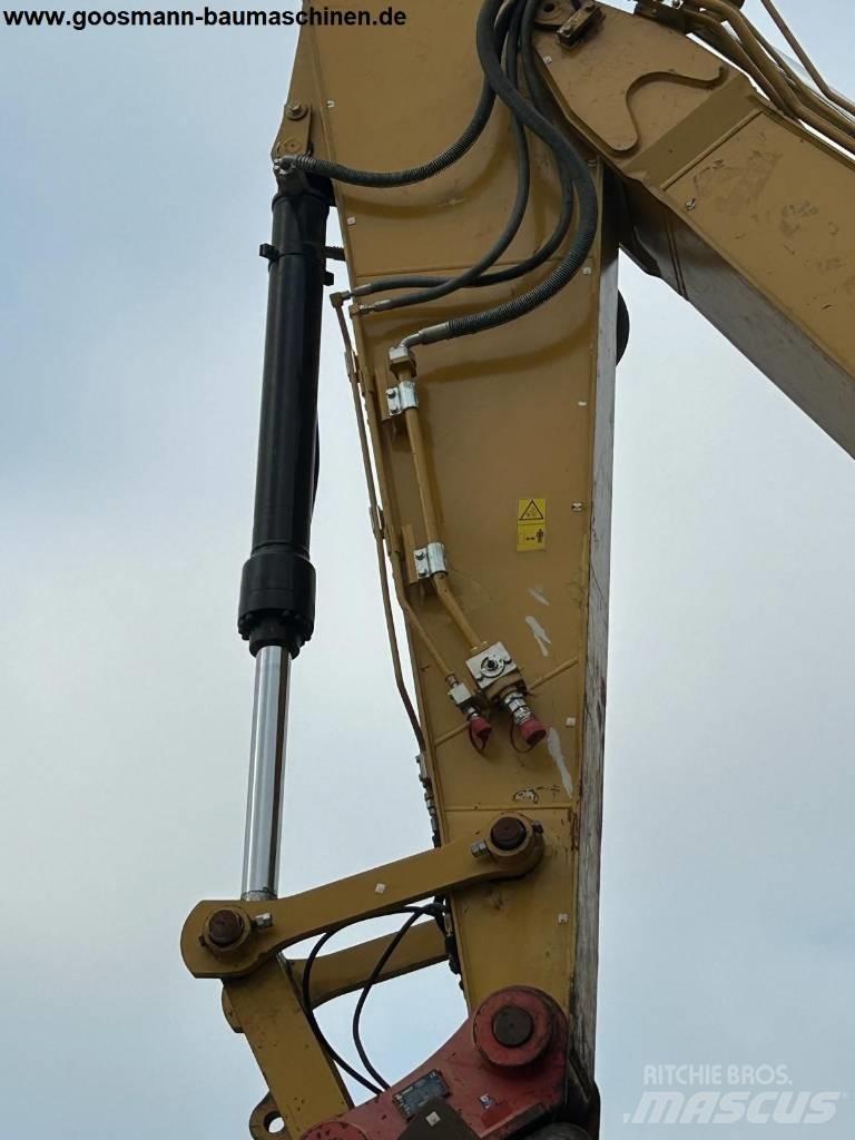 CAT 326 F LN Pásové rýpadlá