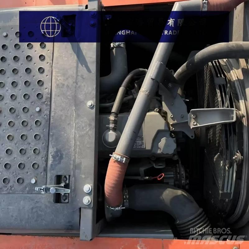 Hitachi ZX 360 LC Pásové rýpadlá