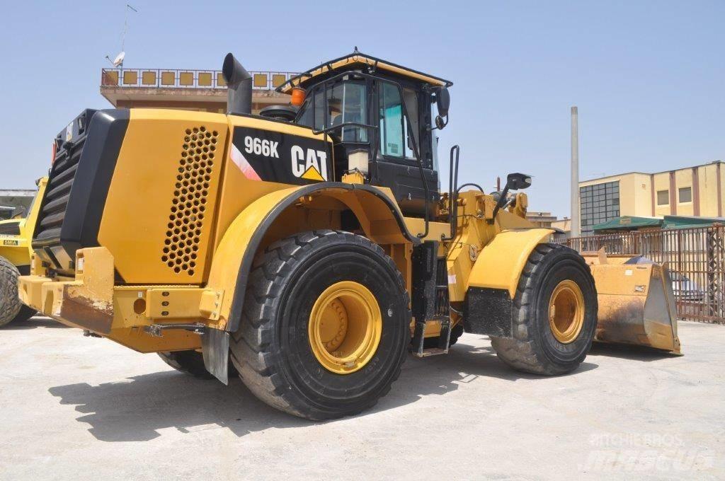 CAT 966 K Kolesové nakladače