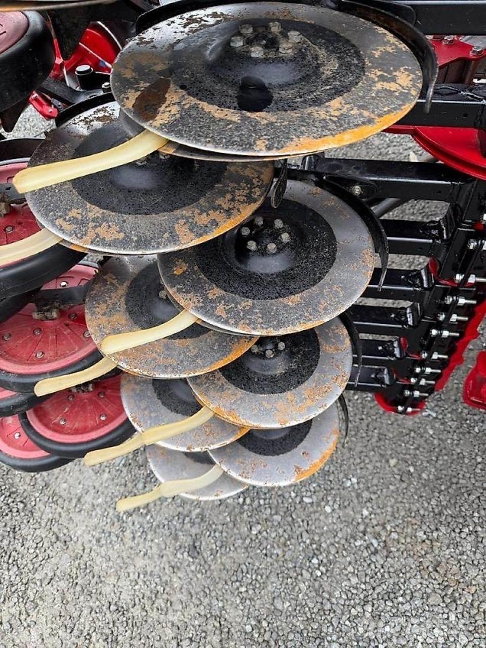 Horsch Pronto 6KR Kombinované sejačky