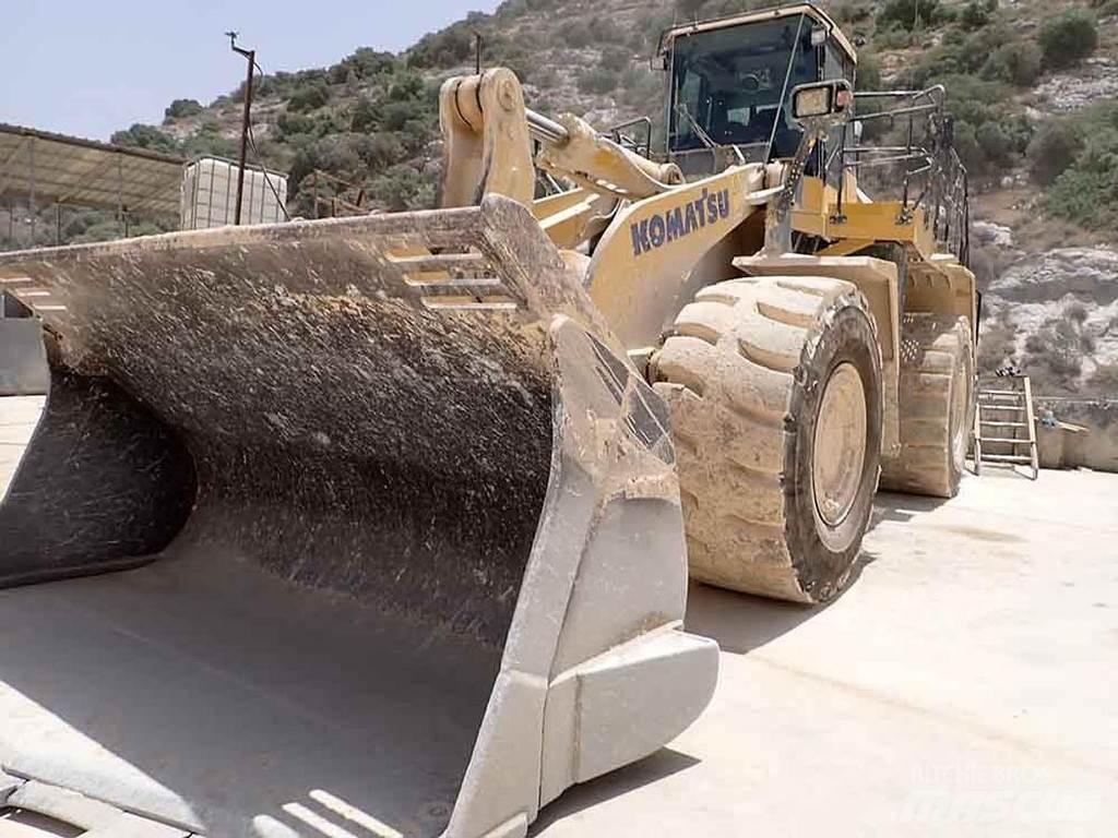 Komatsu WA600-8EO Kolesové nakladače